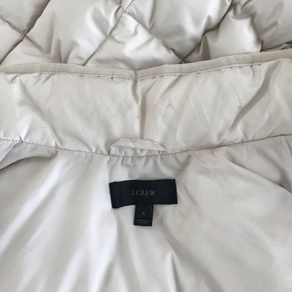 J. Crew Puffer Vest - Picture 6 of 6